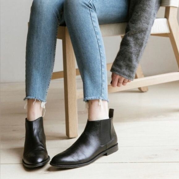 Jenni Kayne Black Leather Chelsea Boots Flat Size 40 US 10 Preowned Ankle Boots - Picture 1 of 11